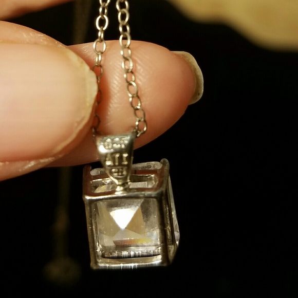 Silver necklace with diamond - Picture 3 of 7